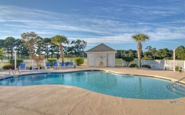 Magnolia North 305 4879 3 Br condo by RedAwning