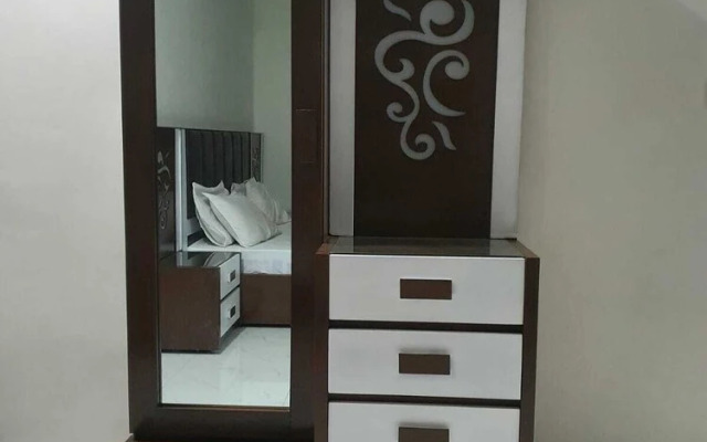 Roomph Transit Guest House