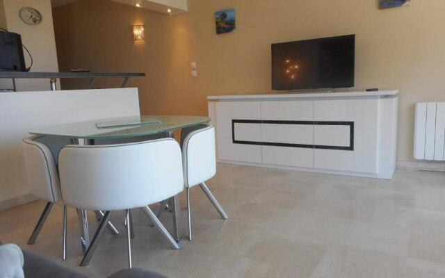 Appartement Villeneuve-Loubet, 2 pièces, 4 personnes - FR-1-252A-9