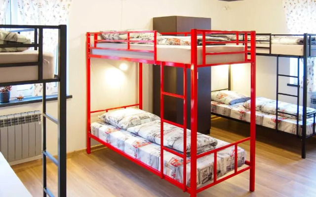 Guest House Opaliha Loft Rooms - Hostel
