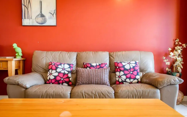 Ocean Views Galore - Airlie Beach