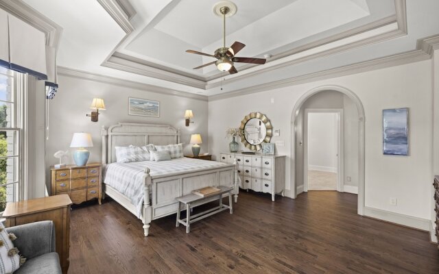 Make a Big Splash in 7BR Lake Norman Home!