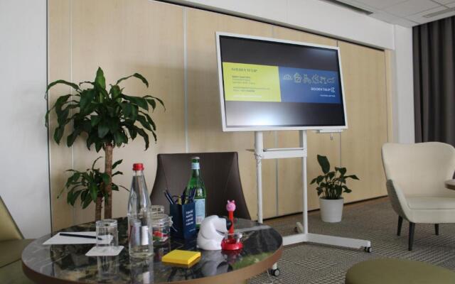 Golden Tulip Roissy Saint Witz