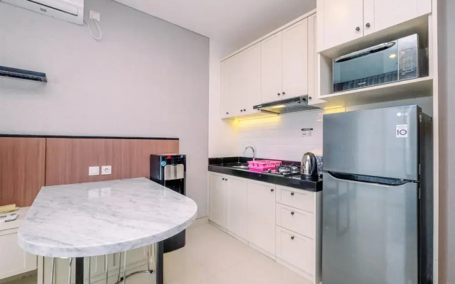 Nice And Strategic 1Br At Ciputra World 2 Apartment