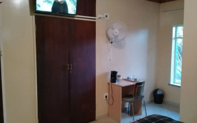 Doeny Lodge