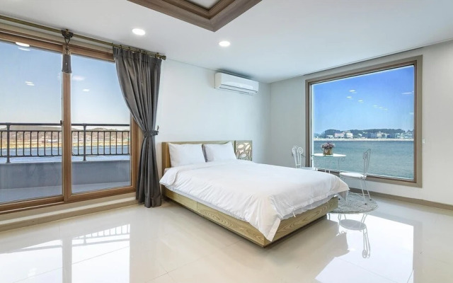 Youngheungdo Duniaspa Pension