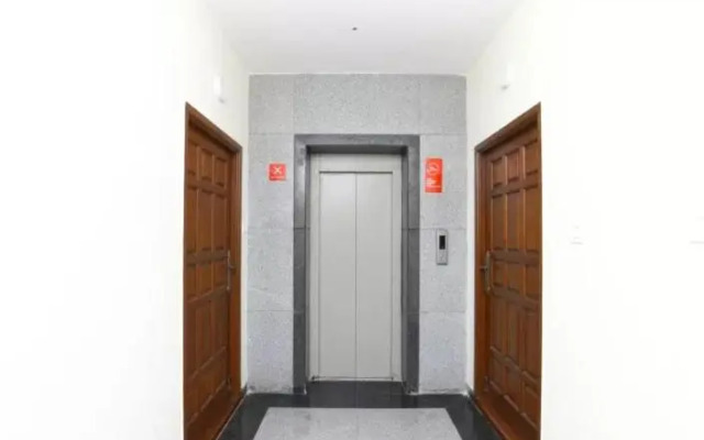 The Posh Residency, Ecr