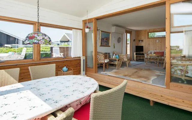 Panoramic Cottage Retreat-by Traum