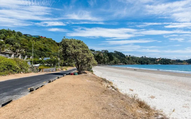 Condo on the Beach at the Sands Onetangi