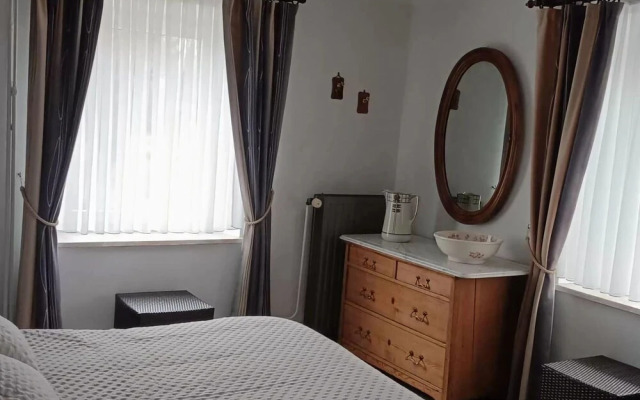 Pretty House in the Ardennes With Swimming Pool & Games Room