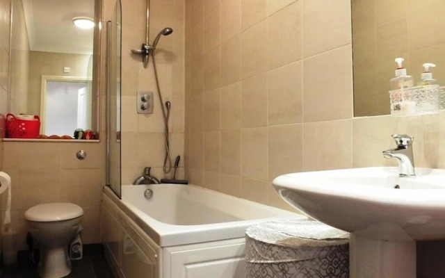 Victoria Street 37, Flat 3