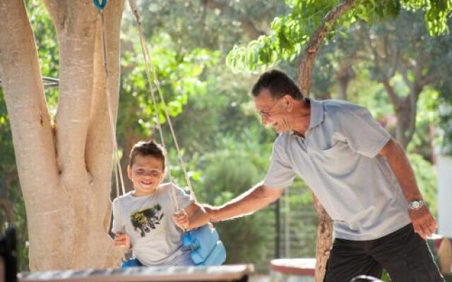 Castello Apartments & Studios