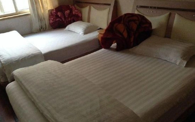 Hongfengle Hostel