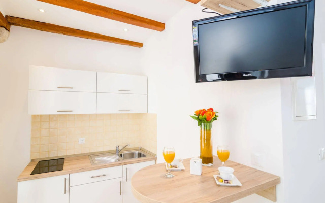 Apartments Raic