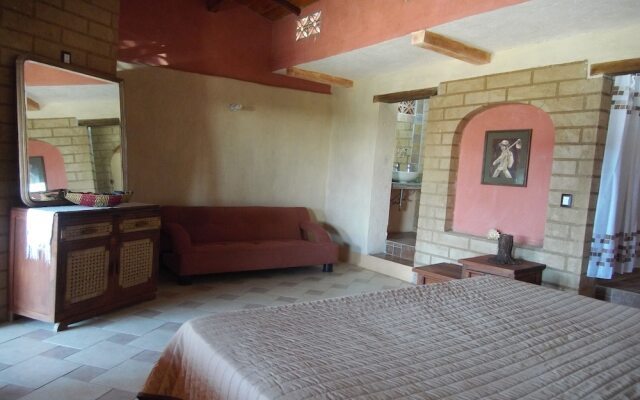 OYO Hostal Campestre Los Adobes