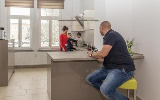 Am Schlosspark 2 - [#76207]