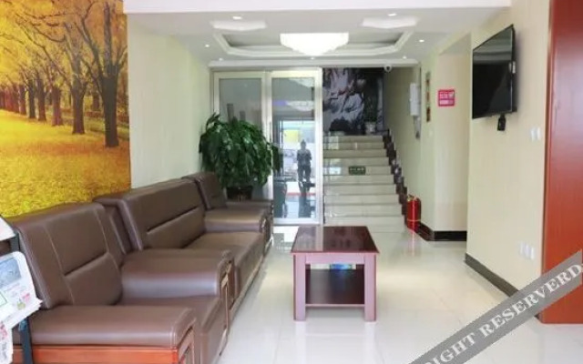 OYO xining shaoying business hotel