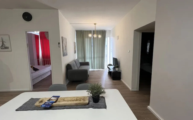 Gabriel Apartments - Jaffa Street - Next To Market
