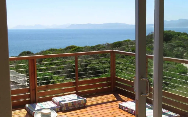 A seaside paradise flanking Nature's Garden