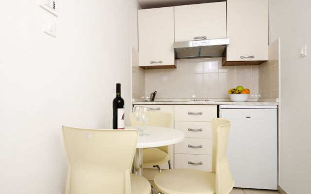 Old Town Historical Residence Apartment 2