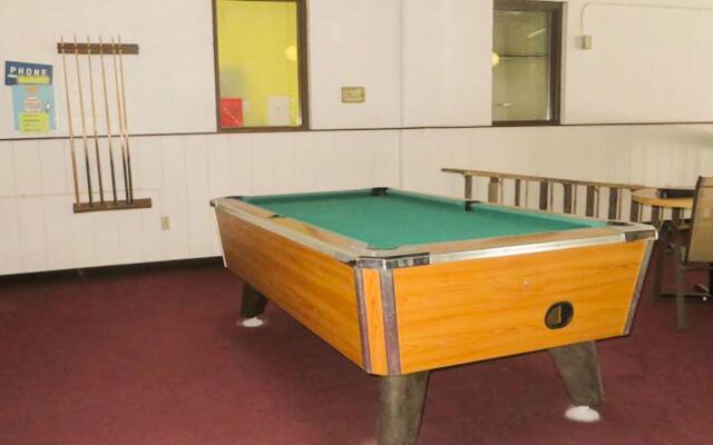 Voyageur Inn and Conference Center