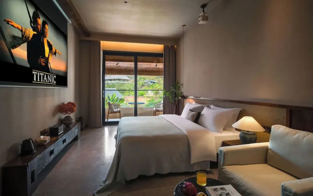 Xishuangbanna Jinghong Hidden in Nature