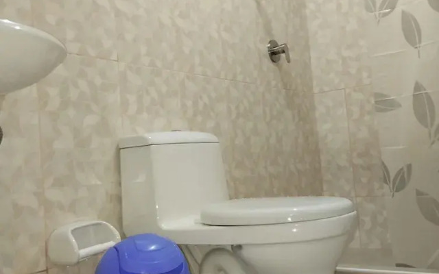 Hostal TOSCANO SUITES