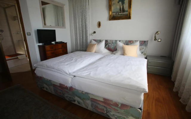Hotel Pension Weinberg mit Landhaus Nizza