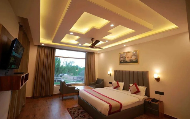 Omavya Cottage