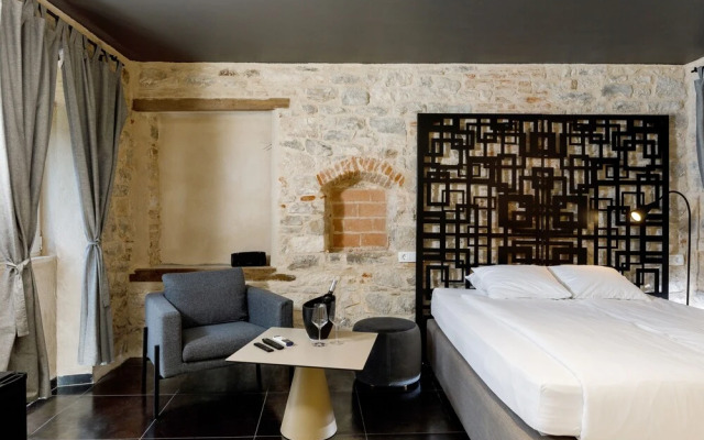 Palace Luxury Room