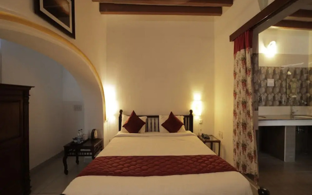 Dumas Guest House