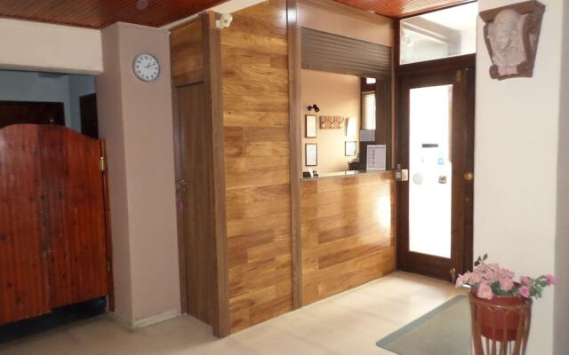 Tina Economy Hotel