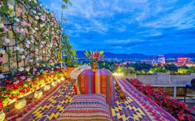 Nayuan Alice View Courtyard (Lijiang Ancient City Lion Rock Branch)