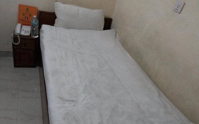 Mandakini Hotel