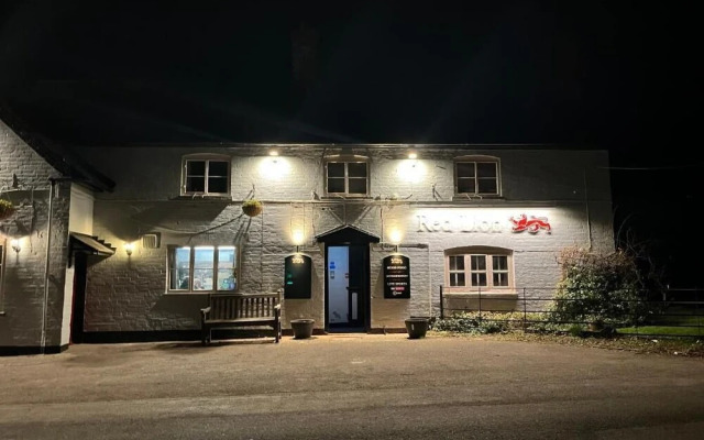 The Red Lion Inn Madley