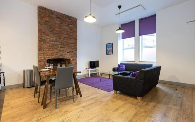 Pillo Rooms Serviced Apartments- Salford