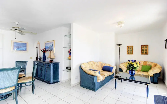 Pretty Apartment With Balcony