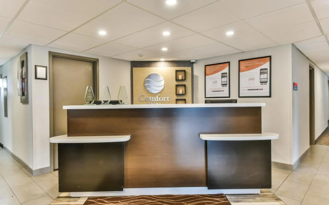 Comfort Inn Montréal Aéroport