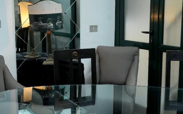 Hemeras Boutique House Lungarno River