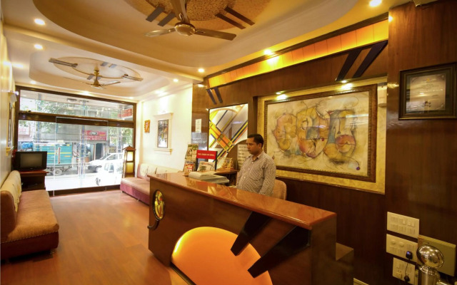 Hotel Grand Park Inn