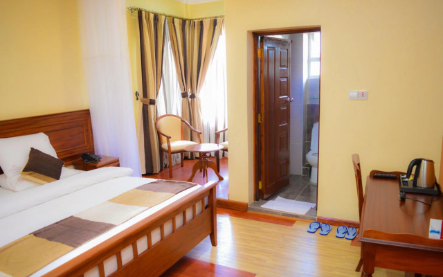 Red Ruby Hotel