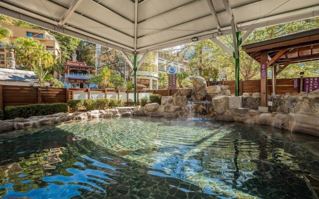 Ming Zhi Hot Spring Hotel