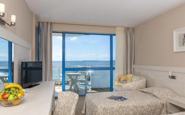 PrimaSol Sineva Beach Hotel