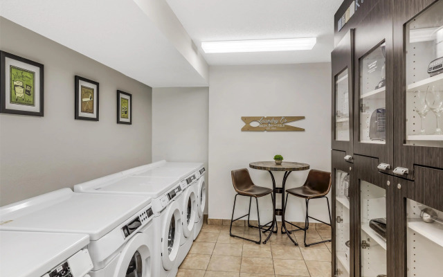 Sonesta Simply Suites Boston Burlington