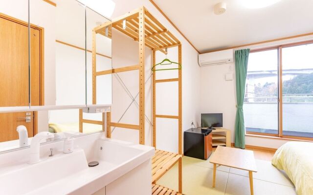 Hirononomori Maehama Bekkan - Male only