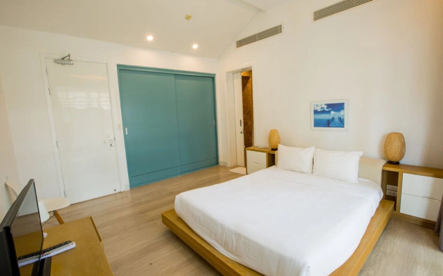 The Five Villas