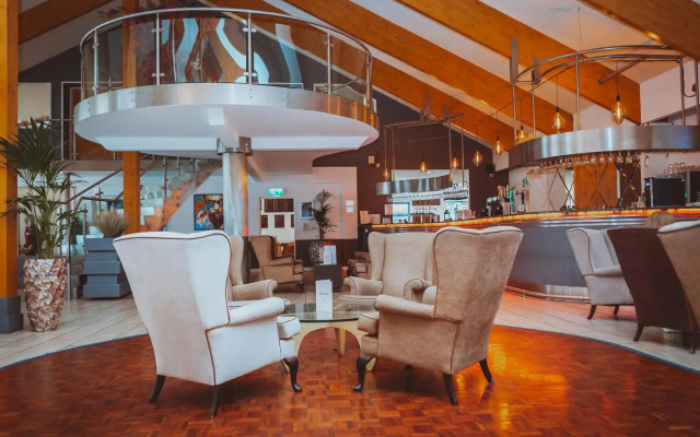 Draycote Hotel and Whitefields Golf Club