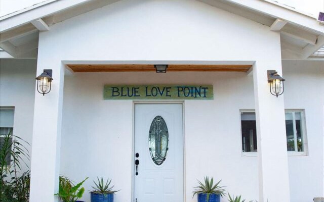 Blue Love Point 3BR by Eleuthera Vacation Rentals