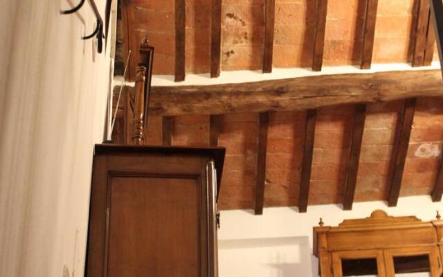 Il Vicolo Delle Case Vecchie