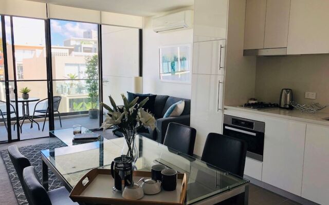 Wyndel Apartments - The Mint